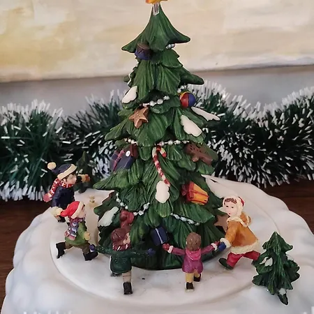 Maison De Avec Terrasse Et Jardin, Hébergement de vacances *