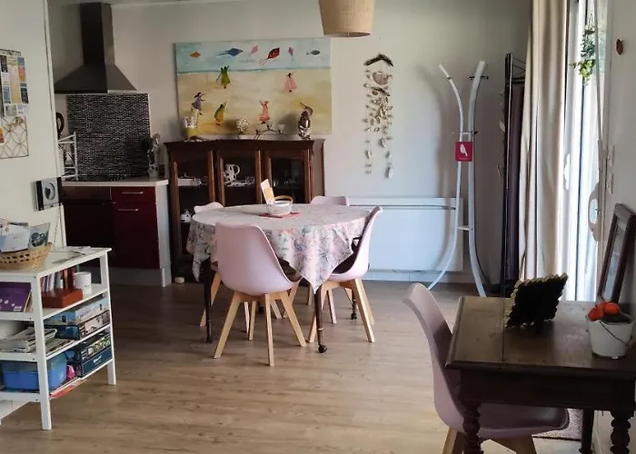 Maison De Avec Terrasse Et Jardin, Berck