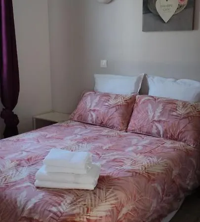 בית נופש Maison De Avec Terrasse Et Jardin, Berck